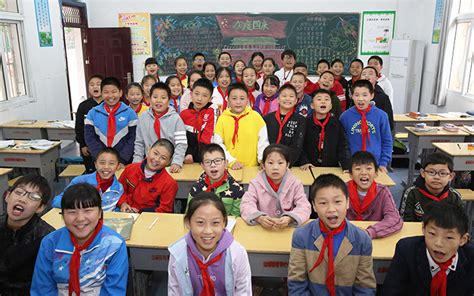 重访中国第一所希望小学——金寨县希望小学