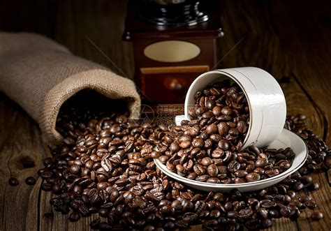 云南咖啡豆远销全球，怎样利用VI设计做国人自己的精品咖啡？ - 知乎
