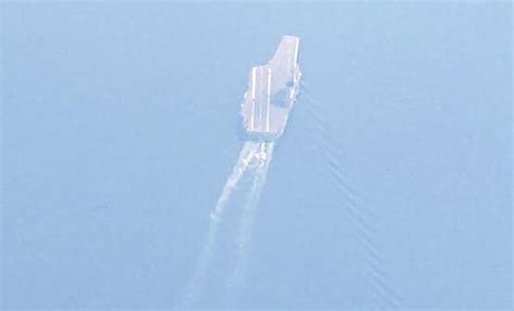 台媒：一名岛内网友爆料目睹大陆航母山东舰通过金门附近海域
