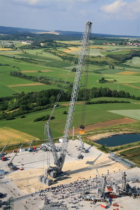 Crawler crane LR 11350 | Liebherr