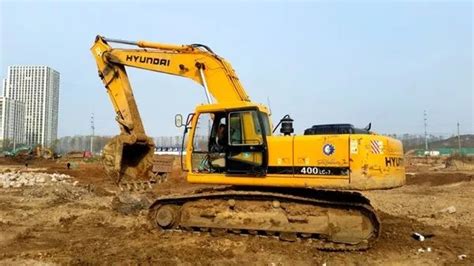 挖掘机视频 挖掘机工作视频 大型挖掘机挖土视频