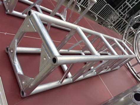 铝合金铝板架 - 铝合金铝板架 -产品中心 - 常州市强宇金属制品有限公司