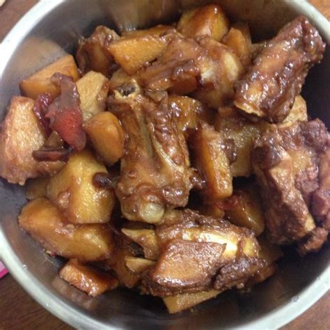 【胡萝卜土豆炖排骨的做法步骤图，怎么做好吃】doudouweini_下厨房