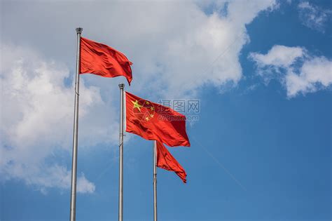 飘扬的中国国旗图片