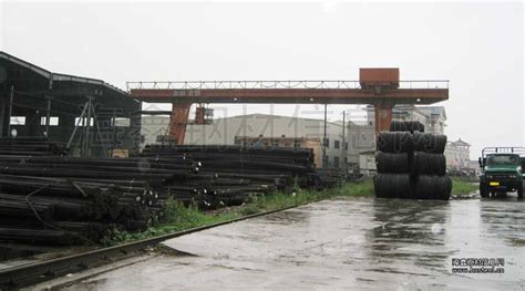 重庆龙文钢材市场20号库内景-重庆辉腾钢管厂家现货批发