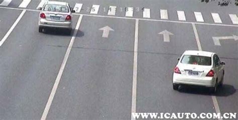 在没有交通信号灯的路口发生事故，责任怎么认定？ | 广州交通事故律师网