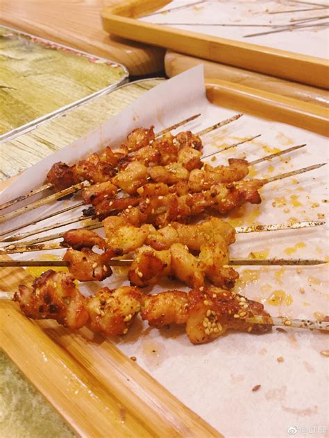 老味烧烤大众点评哈尔滨必吃榜上榜餐厅始于1991 没有分店 一直坚