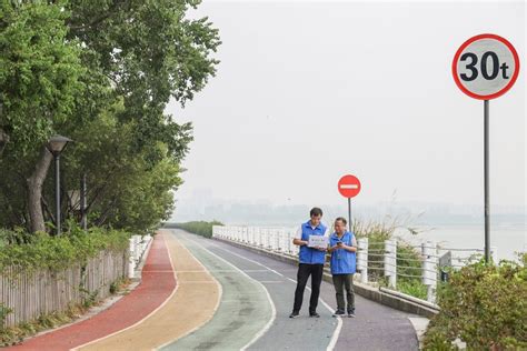 沿着山水西路，感受蓝天下无锡的太湖湖湾风光|太湖|新浪|无锡_新浪新闻