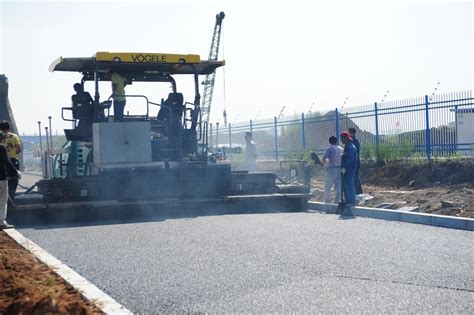 陕西沥青混凝土路面建设主要依靠温拌沥青技术-陕西润格交通工程