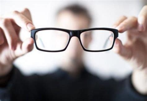 【知识】越戴眼镜，度数越深？关于近视的几个重要问题_孩子_青少年_儿童