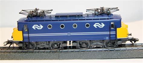 Märklin 3424, Elektrolok, Baureihe 1100 der NS, digital, blau mit ...