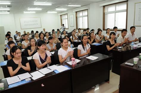 河南省普通高中多样化发展专项培训举行- 豫教要闻 - 河南省教育厅