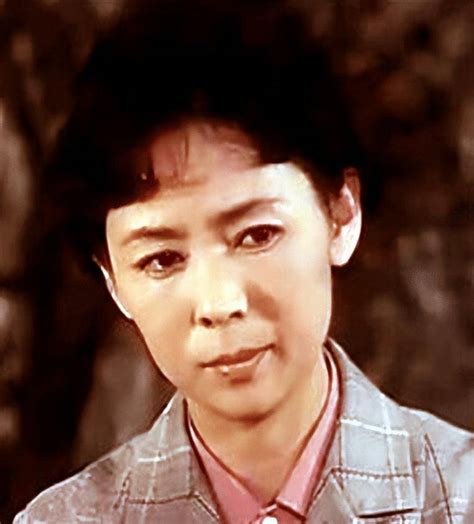 后来刘尚娴为了更好地融入角色，体会人物心理，她专门找到“王芳”的原型解秀梅，