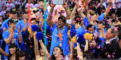 马布里、SNH48现场助威！NBA 3X三人篮球赛总决赛在沪开战 | 体育大生意