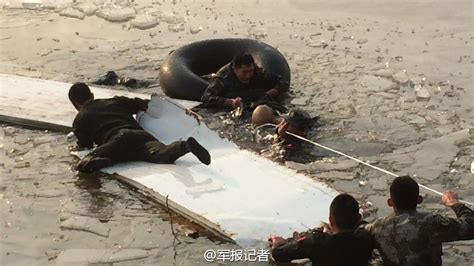 湖南双峰一6岁男童坠入污井，热心人只身入井爬行400米救人 - 今日关注 - 湖南在线 - 华声在线