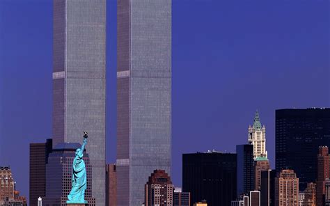 历史上的今天9月11日_2001年九一一事件：美国世界贸易中心和五角大楼先后受到恐怖分子劫持的飞机的撞击，共造成2,996人死亡。（包括：美国 ...