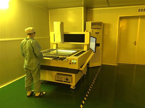 CCD自动曝光机 - 生产设备与车间 - 钜鑫电子技术（梅州）有限公司