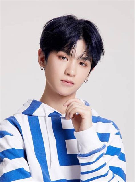 黄明昊黄明昊黄明昊黄明昊黄明昊图片