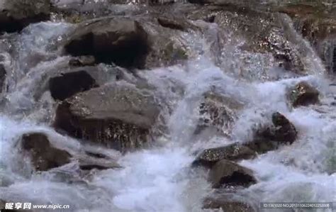 s158高山流水瀑布高清视频素材 包素材网 - 包素材网