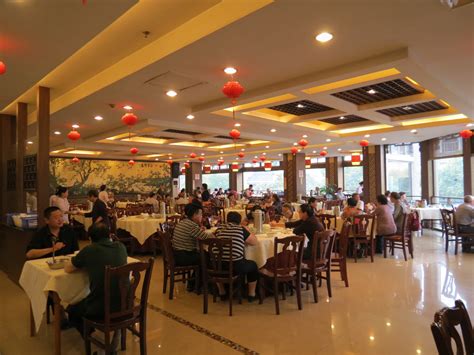 2022南香饭店美食餐厅,鸡很嫩滑，好吃。慕名而去，...【去哪儿攻略】