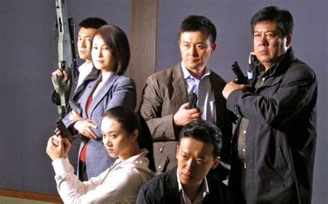 "重案六组"十七年后重聚,原班人马出演《天下无诈》_新闻频道_中国青年网