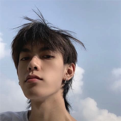 头像高冷男生非主流