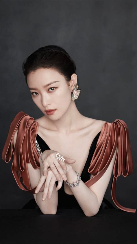 恩妮图片