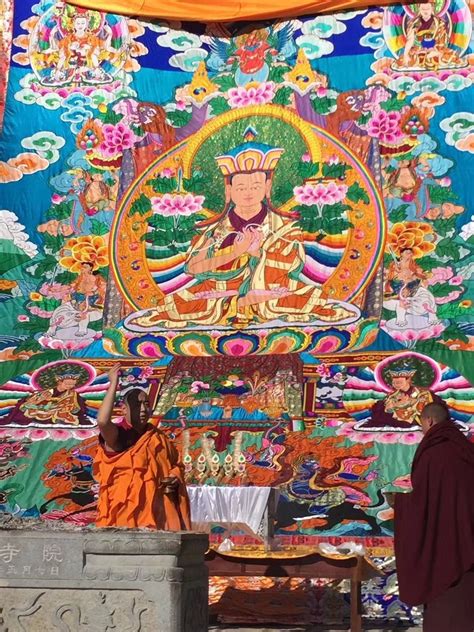 藏传佛教，为藏族人民心中唯一的信仰留下了一片乐土__凤凰网