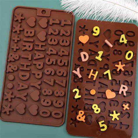 盒里有手工制作的巧克力或糖果这种巧克力礼物非常美味自然有高清图片下载-正版图片506287644-摄图网