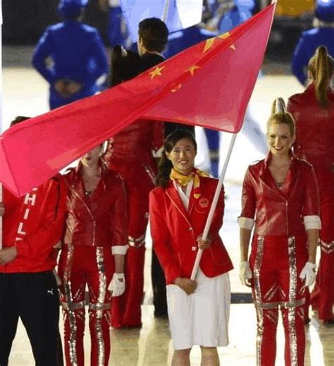 第八次征战奥运会！46岁体操传奇丘索维金娜担任乌兹别克斯坦开幕式旗手