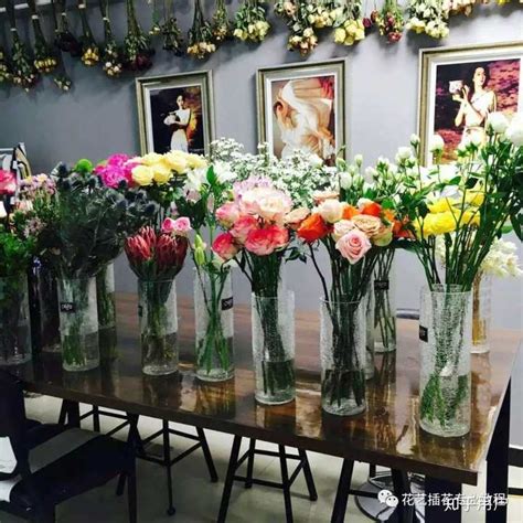 如此美的花店效果图，充满爱与美的温馨空间-山东鲁工装饰设计工程有限公司