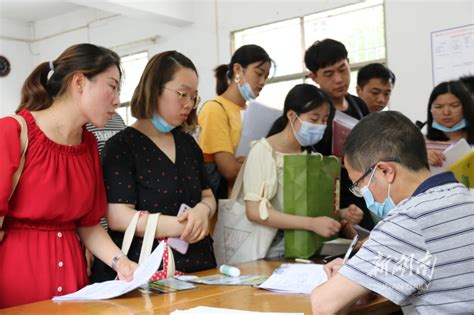 乡村教师成了“香饽饽” - 资讯 - 新湖南