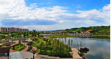 2020想去梧州旅游的景点：料神村，龙潭瀑布，苍海湖，玫瑰湖|龙潭瀑布|梧州|玫瑰湖_新浪新闻