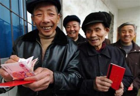 还有不到半个月，广州60岁以上老人通通可以领取优待卡，而且不限户籍？ - 知乎