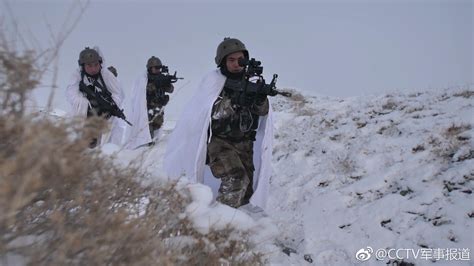 新疆军区某团防空分队展开防空火炮等级转换考核_凤凰网视频_凤凰网