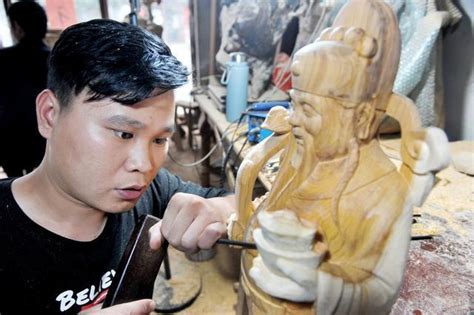 江西广丰：传统木雕唱响文化产业经济|上饶市|江西省|广丰_新浪新闻
