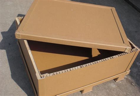 托盘一体蜂窝箱 承载1吨出口免熏蒸蜂窝纸 高强蜂窝板围板箱定制-阿里巴巴