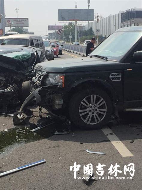 珲乌高速吉林农安境内发生车祸致3死25伤--图片频道--人民网