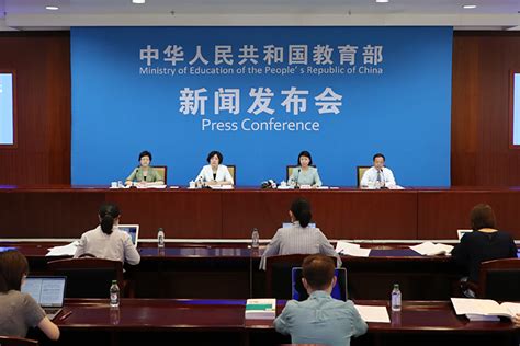 教育部举行2019年中国语言文字事业发展状况和中国语言生活状况发布会