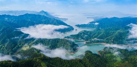 俯瞰郴州东江湖风景旅游区，坐着船游览，吹吹清新空气|东江湖|郴州|旅游区_新浪新闻