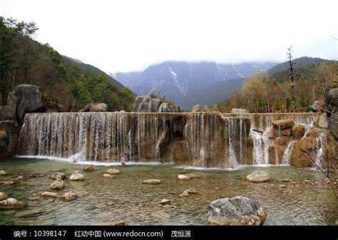 云南丽江蓝月湖,山泉瀑布,自然风景,摄影,汇图网www.huitu.com