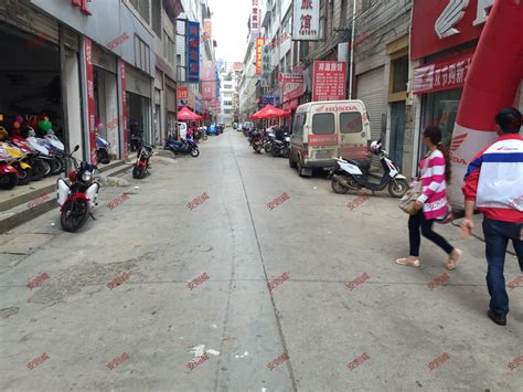 鉴赏：中国顶级步行街之上海南京路步行街|先施|世纪广场|南京路步行街_新浪新闻
