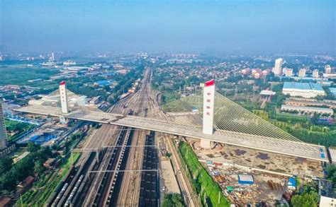 创三项世界之最 一项亚洲之最 保定乐凯大街南延工程转体斜拉桥斜拉索完成安装_【高铁网】