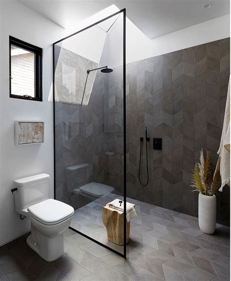 多种风格的浴室设计，满足你对浴室功能和视觉上的效果 - 普象网