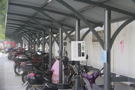青浦：改建非机动车停车棚，小工程聚社区民心——上海热线HOT频道