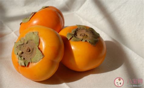 秋天熟透了的柿子高清图片下载-正版图片500641724-摄图网