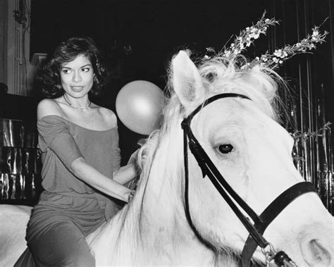 Studio 54 In The 1970s: Wonderful Photos Of Famous Faces Dancing At New ...