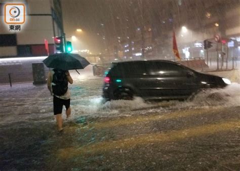 港媒：黑色暴雨警告已超过12小时，破香港历来最长维持时数纪录