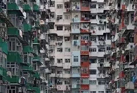 走进疫情大暴发下的香港劏房 看到底层市民令人痛心一幕_手机新浪网