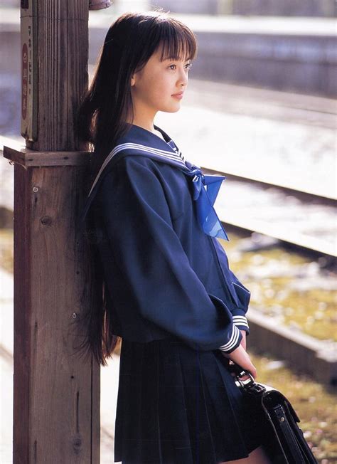 冈本奈月图片